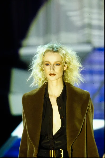 Look 15